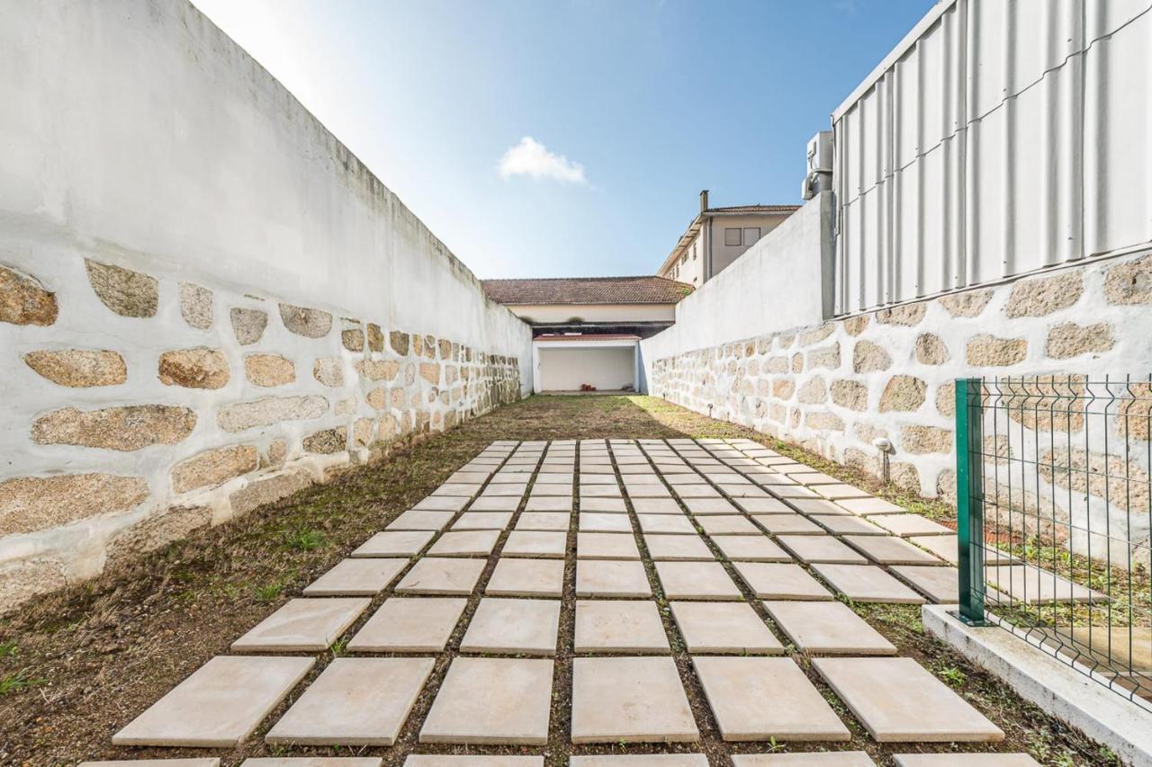 Guestready - Back To Road To Greenhouse Porto Luaran gambar